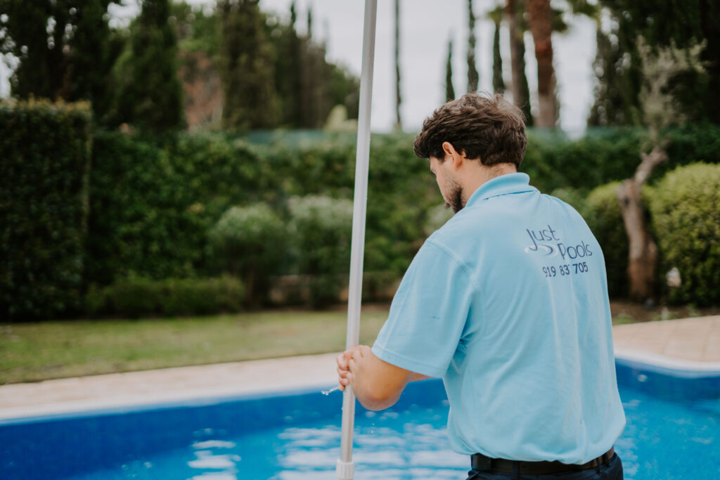 A importância da manutenção da piscina